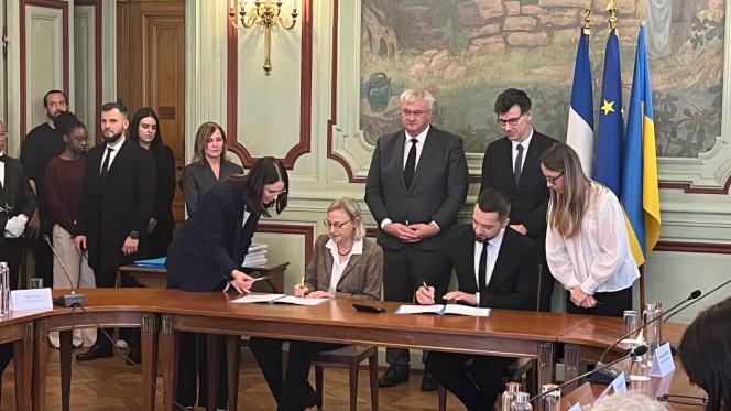 Memorandum signature